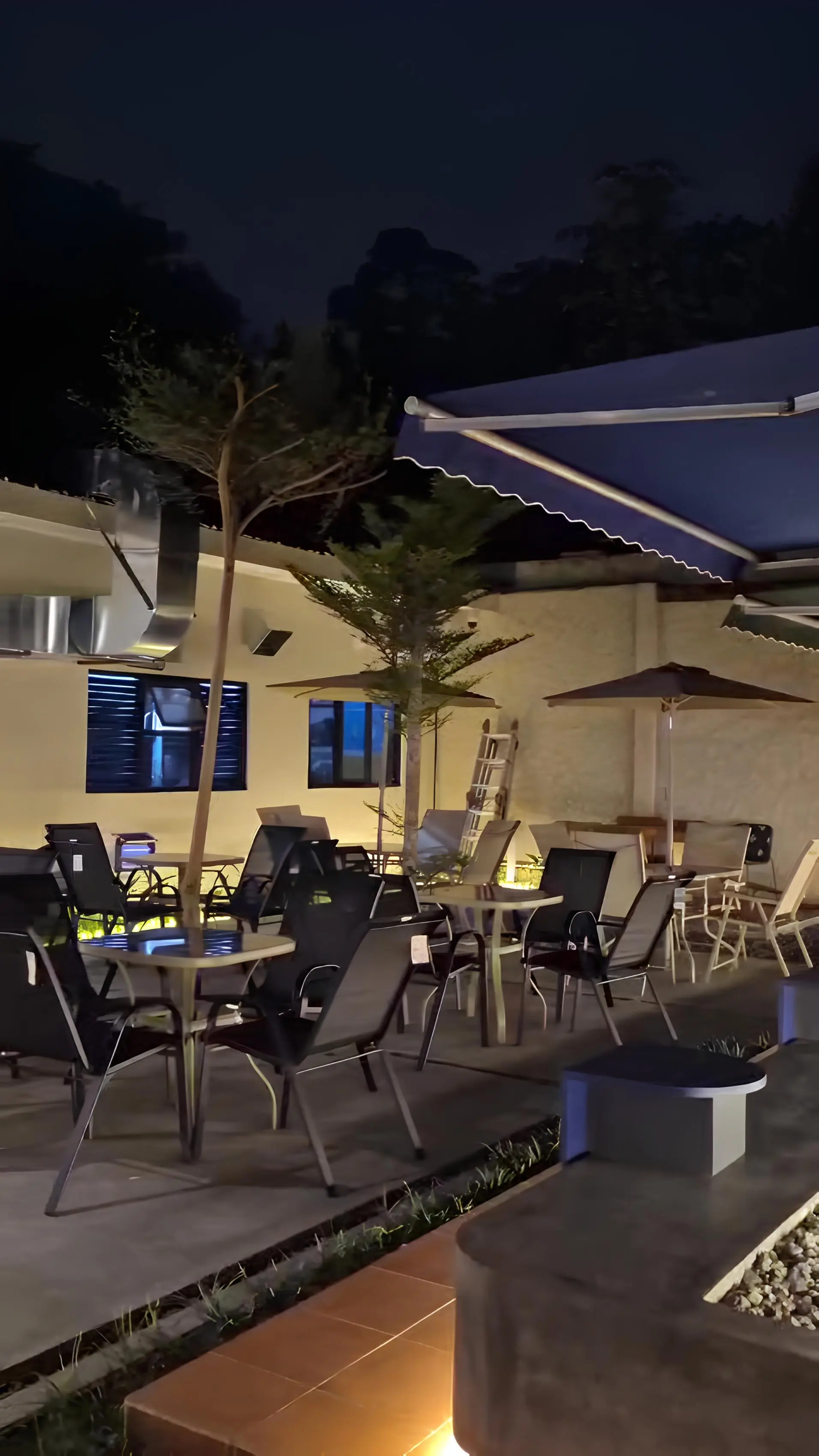 Sabasela Terrace terrace ambience 4